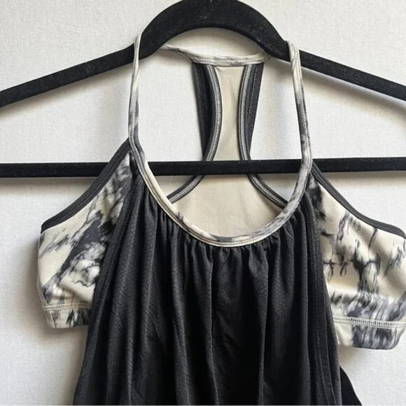 Lululemon Athletica no limit built in sports bra tank top Sz S - Picture 4 of 6